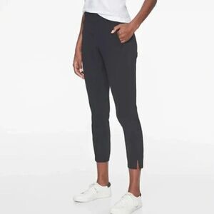 Athleta Modern Metro Navy Blue Stretchy Cropped Pants